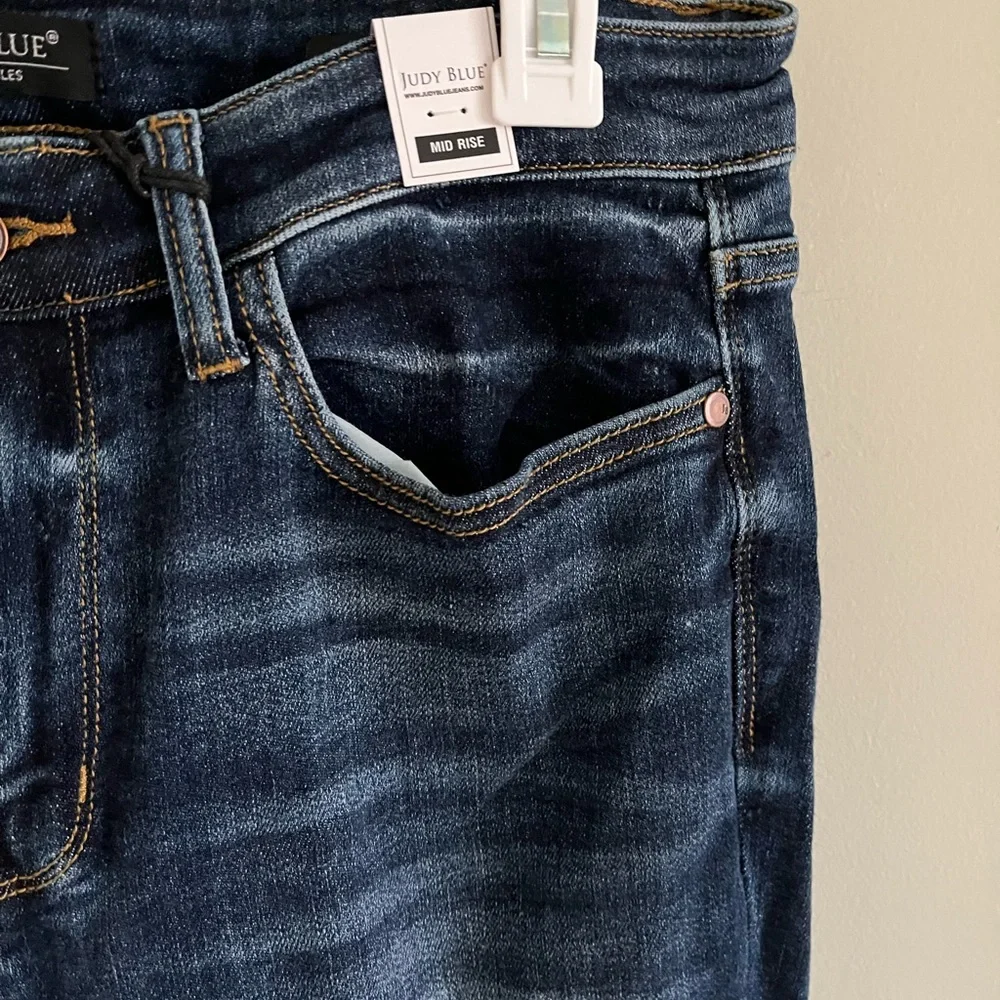 Judy Blue mid rise Skinny fit NWT jeans sz 13/31